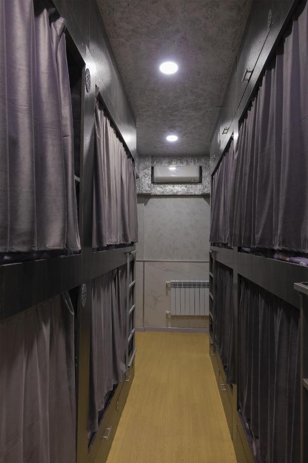 Midcity Hostel Ереван Екстериор снимка
