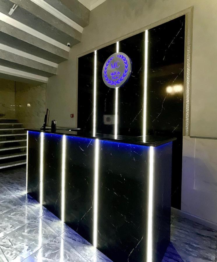 Midcity Hostel Ереван Екстериор снимка