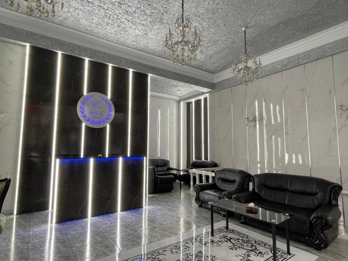 Midcity Hostel Ереван Екстериор снимка